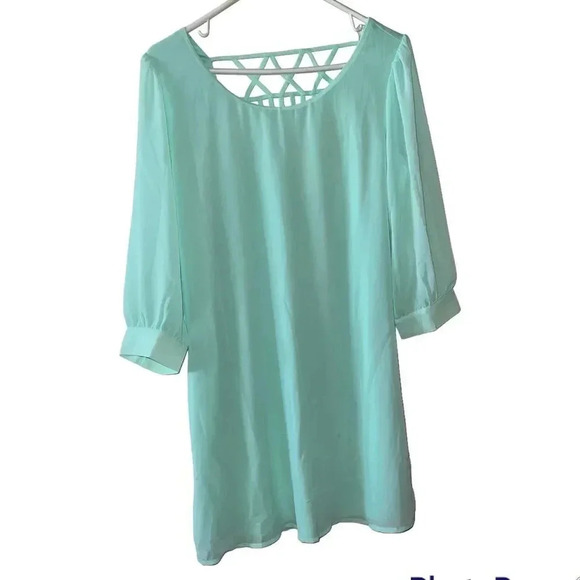 Halo dress size medium NWT - Picture 1 of 3